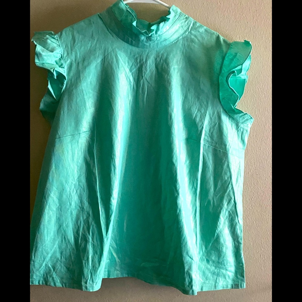 Plus size linen top
